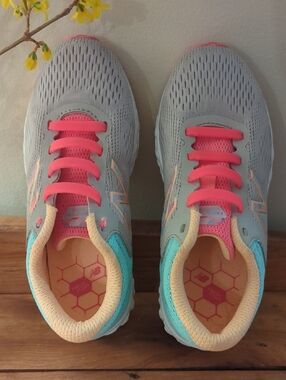 New Balance Girls Sneakers Size 13
